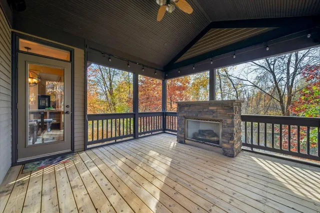 $854,900 | 602 Woodland Drive, Mahtomedi, MN 55115