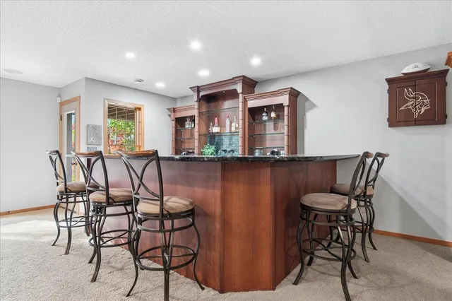 $854,900 | 602 Woodland Drive, Mahtomedi, MN 55115