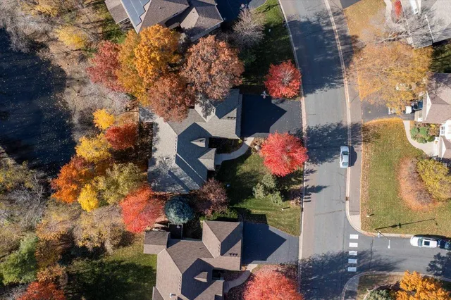 $854,900 | 602 Woodland Drive, Mahtomedi, MN 55115