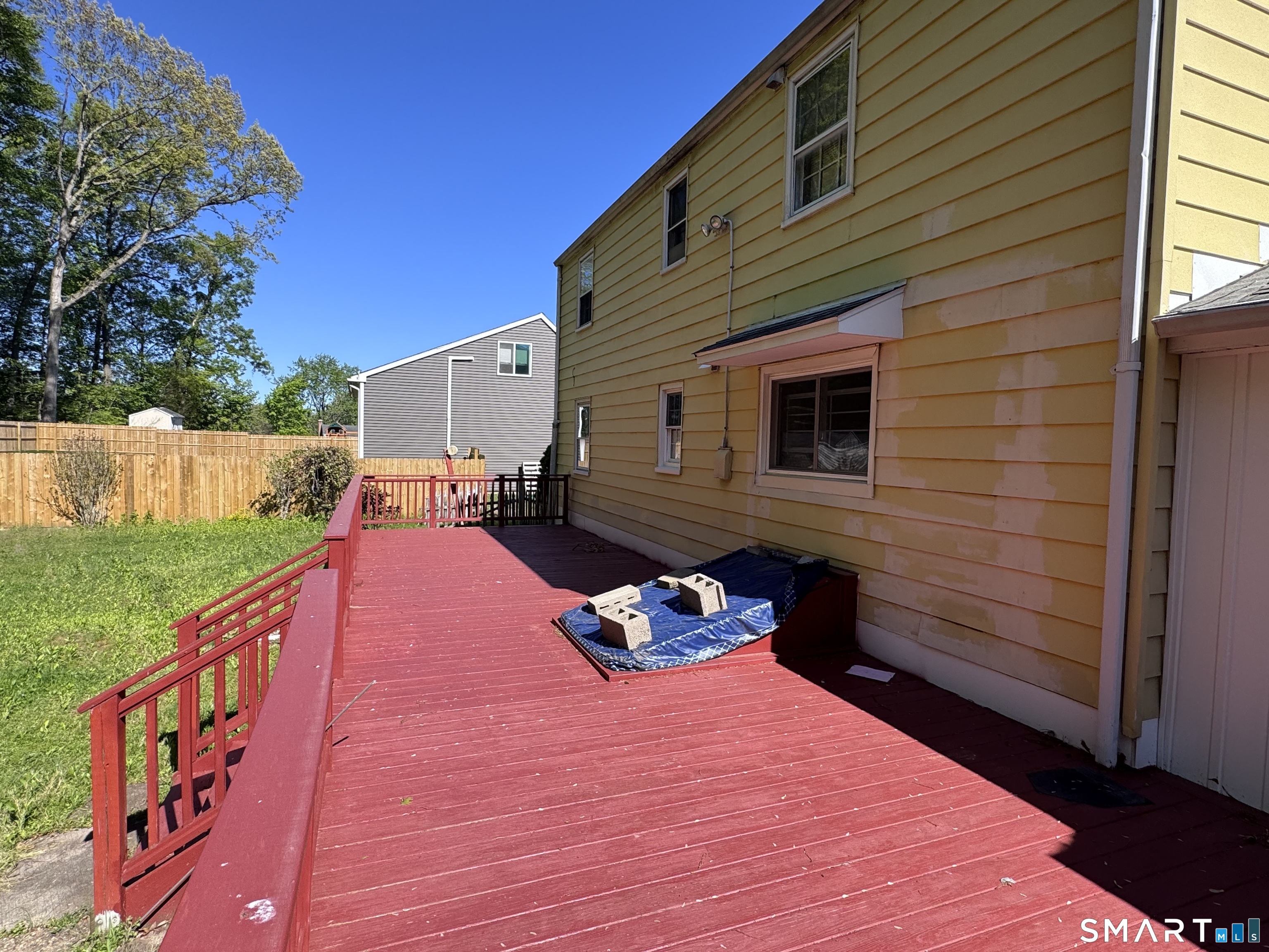 33 Thomas Street Windsor Locks, CT 06096 - Photo 29 of 33