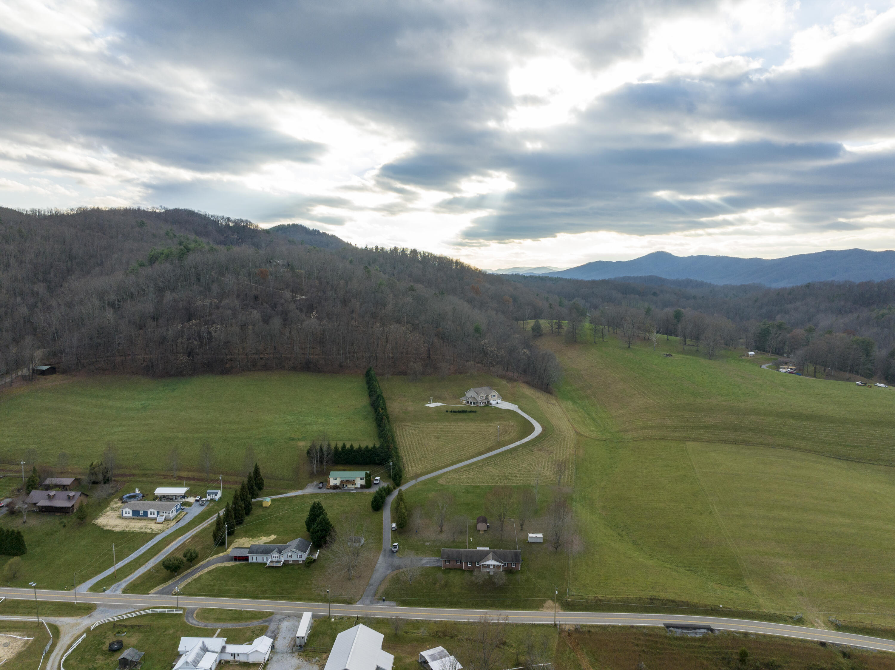 766 Laurels Road Johnson City, TN 37601 - Photo 51 of 55 Laurels-Aerials-9