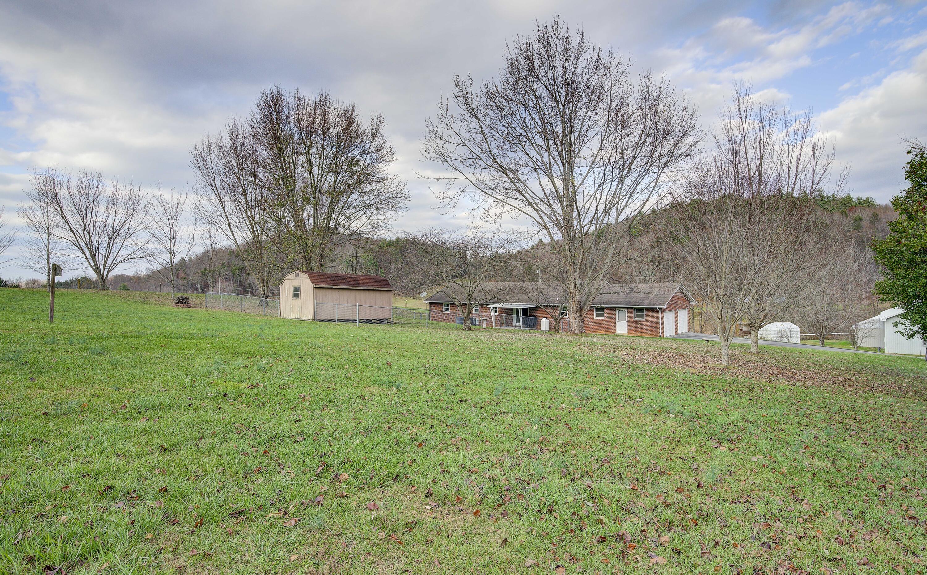 766 Laurels Road Johnson City, TN 37601 - Photo 10 of 55 Laurels--46