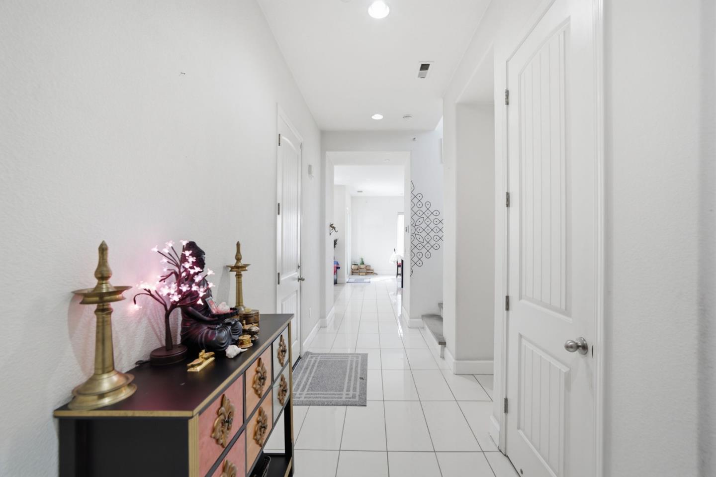 9 Chysis Road Milpitas, CA 95035 - Photo 3 of 33 Gallery Image 3