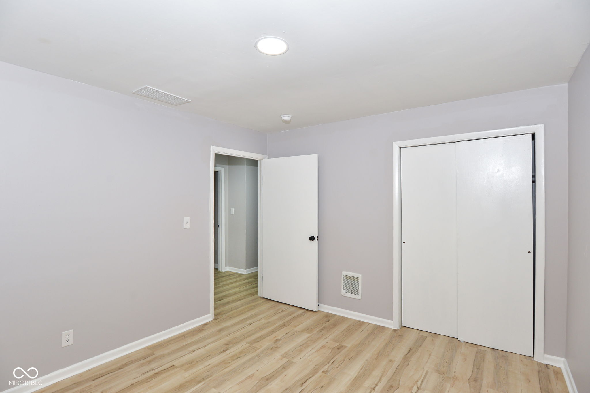 4813 East Thompson Road Indianapolis, IN 46237 - Photo 31 of 38 Gallery Image 31