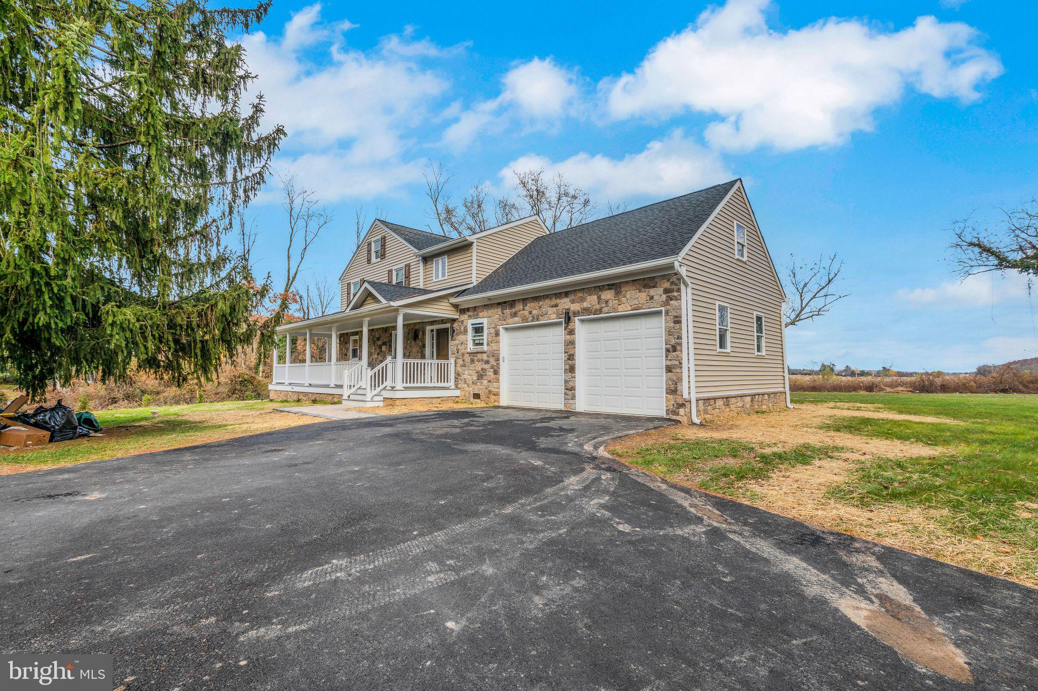 2705 Spring Hill Road Pikesville, MD 21208 - Photo 3 of 47