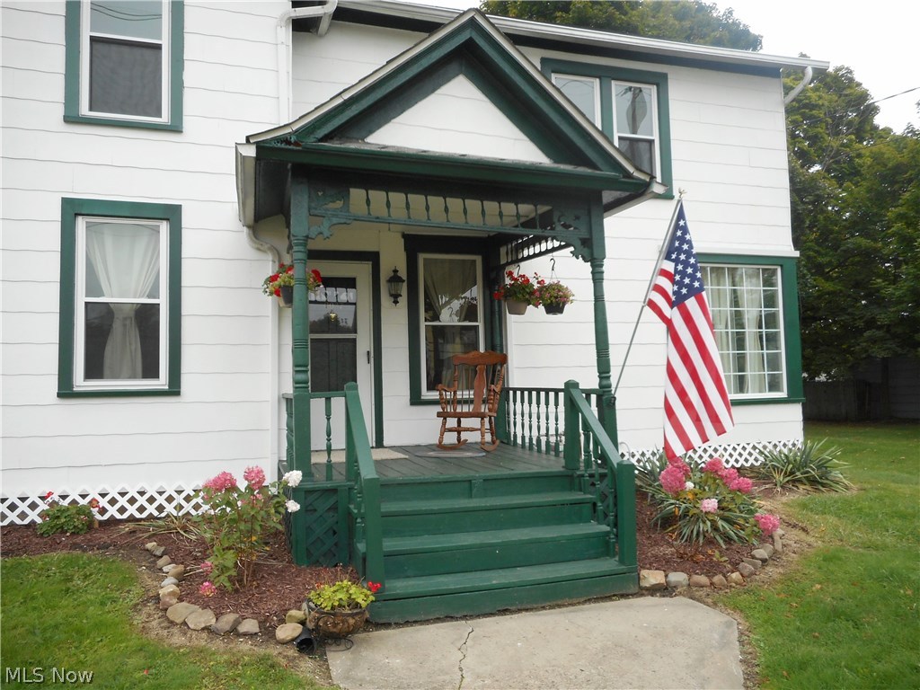 6037 Manchester Road Akron, OH 44319 - Photo 2 of 24