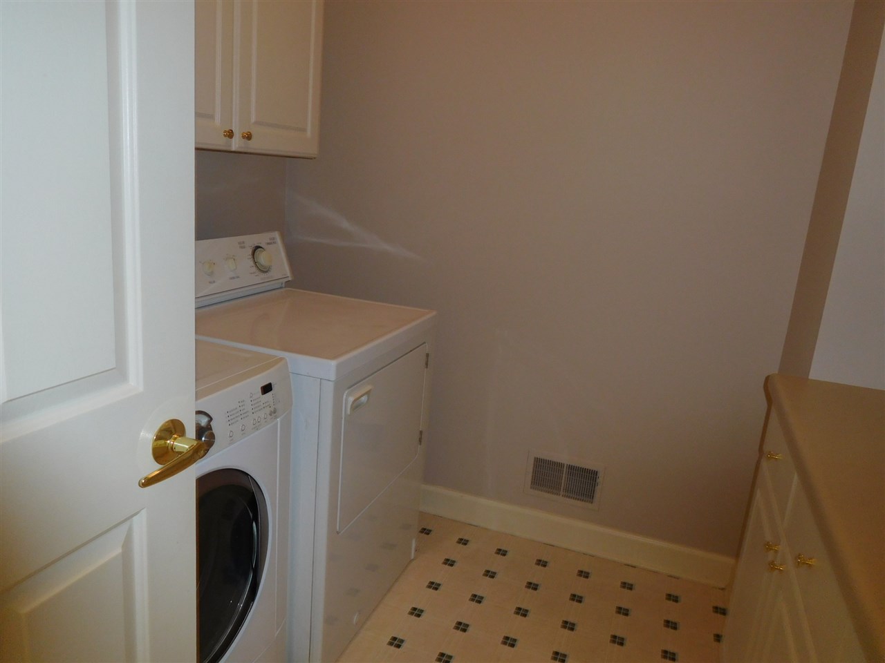 4675 Oakhurst Ridge Road Clarkston, MI 48348 - Photo 39 of 47 31283332-38.JPG