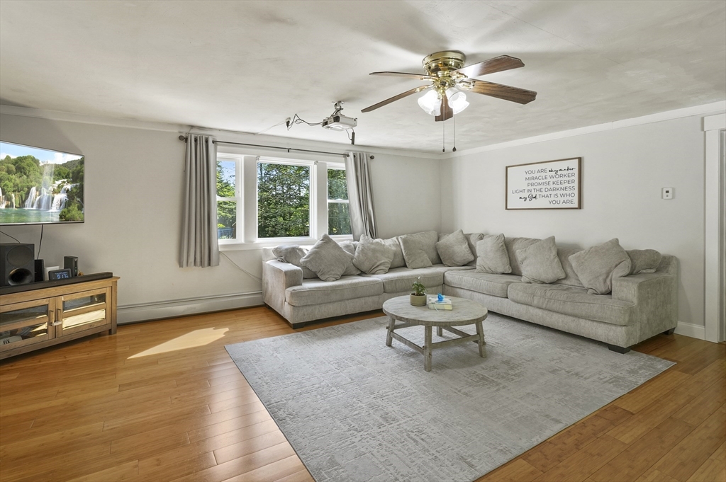 261 Wheeler Road Ashby, MA 01431 - Photo 11 of 37