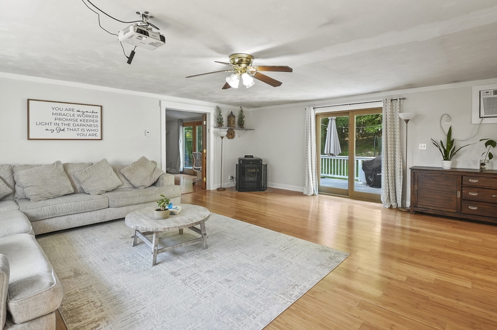 261 Wheeler Road Ashby, MA 01431 - Photo 12 of 37