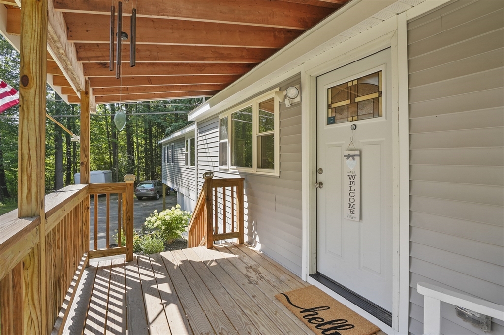 261 Wheeler Road Ashby, MA 01431 - Photo 5 of 37