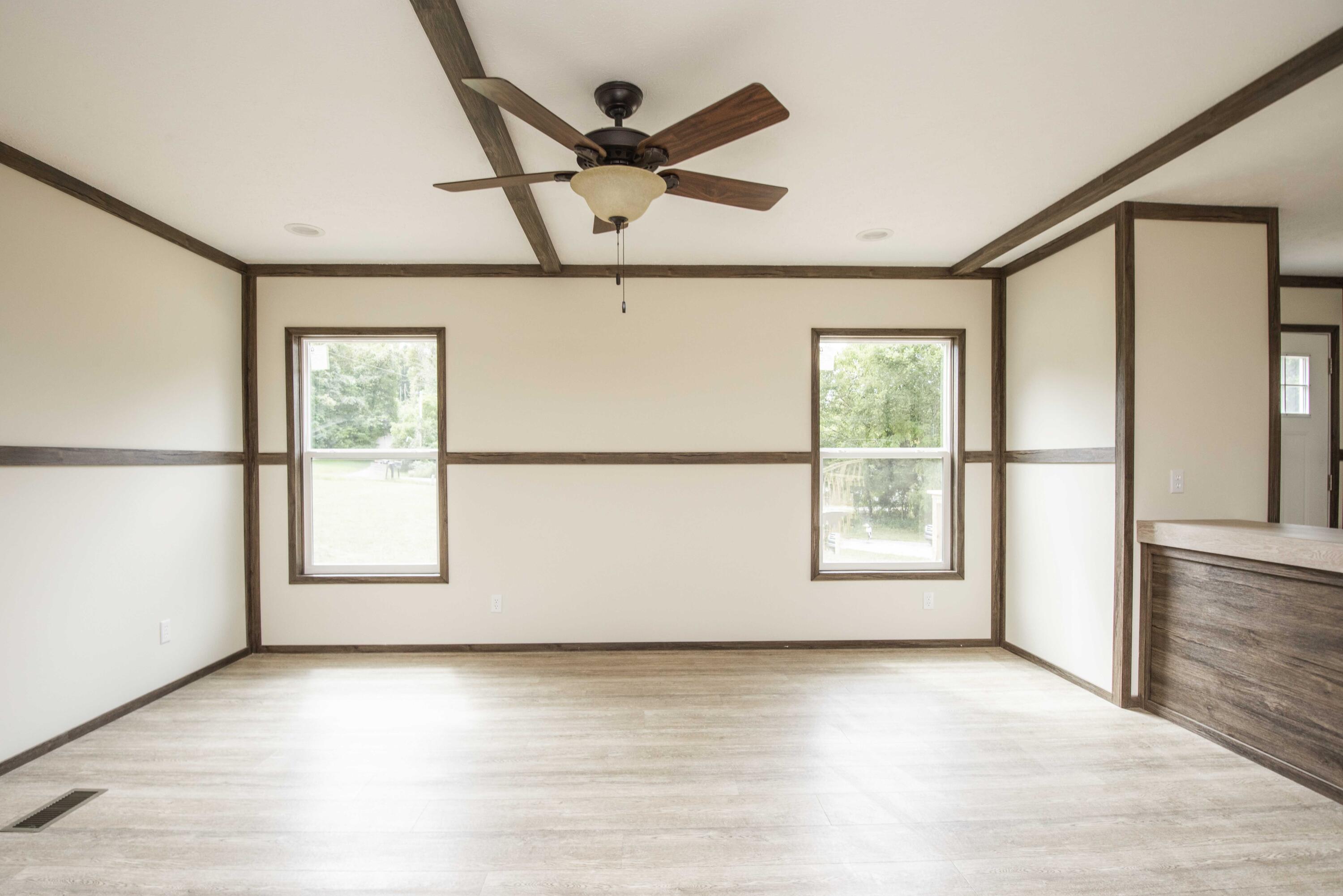 341 Howard Road Loudon, TN 37774 - Photo 11 of 40 living 2_1