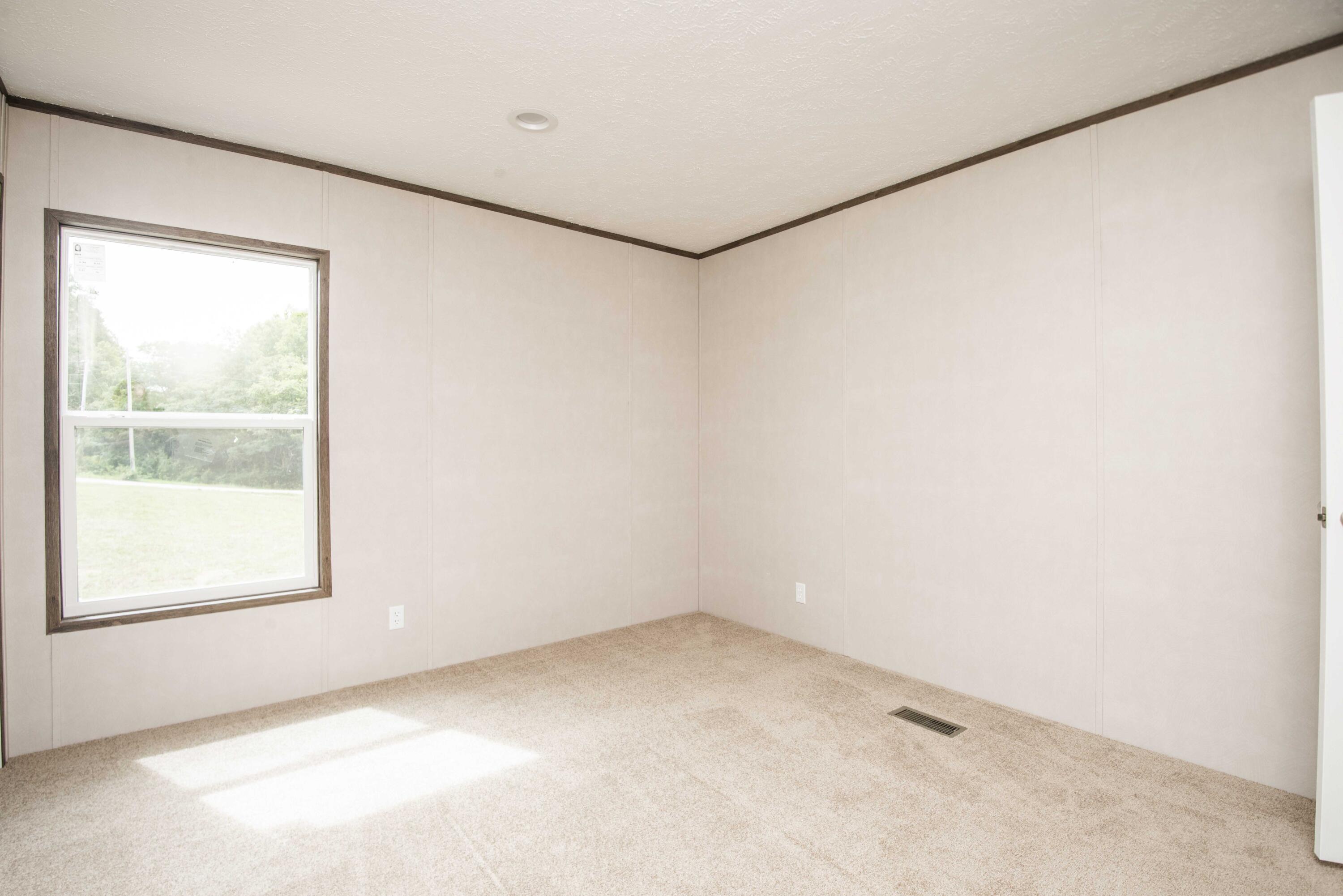 341 Howard Road Loudon, TN 37774 - Photo 33 of 40 third bed_1