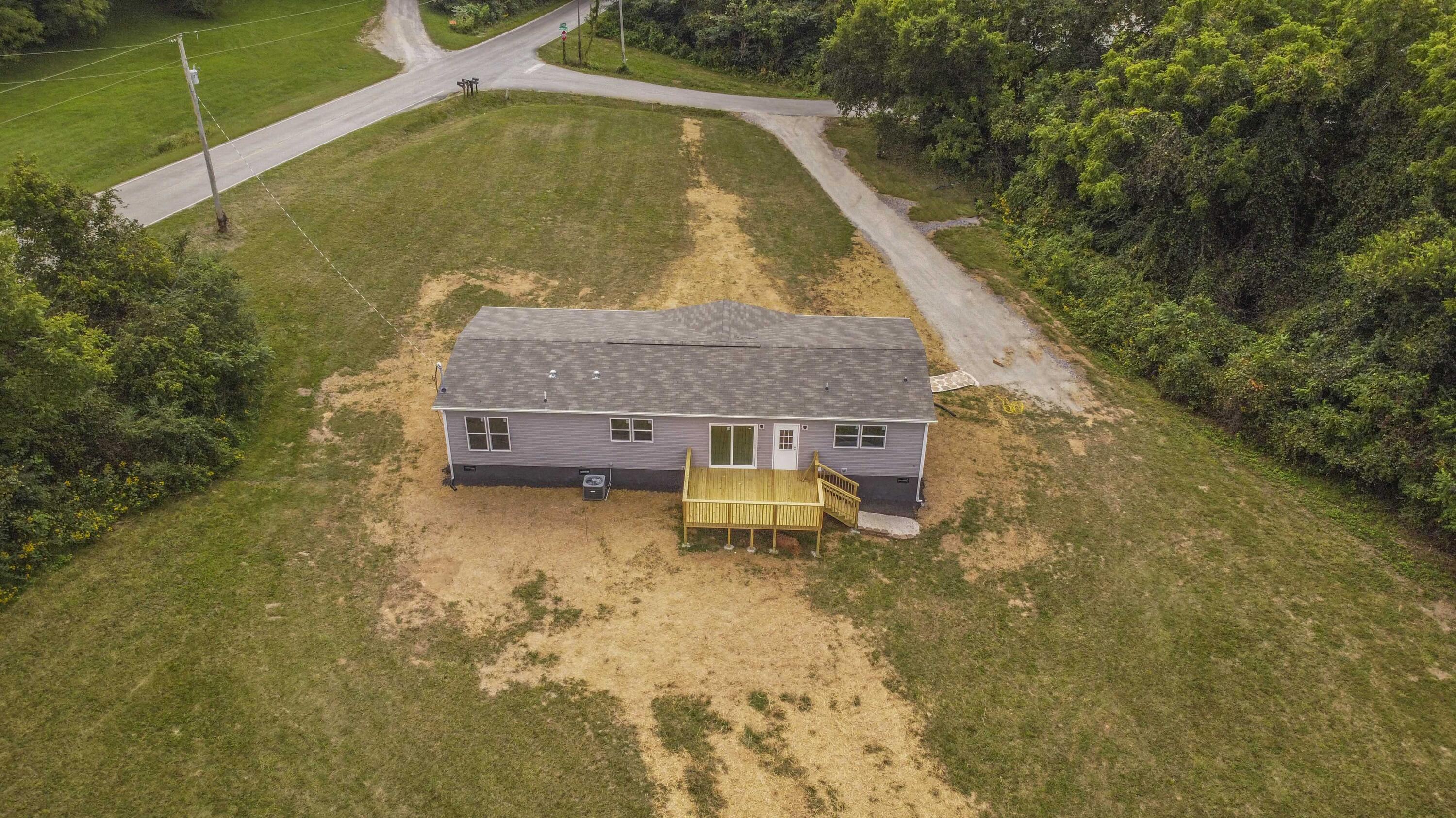 341 Howard Road Loudon, TN 37774 - Photo 36 of 40 drone 4_1