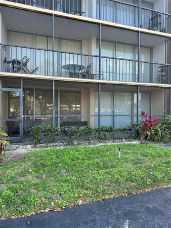 $1,600 | 3821 Environ Boulevard, Unit 110, Lauderhill, FL 33319