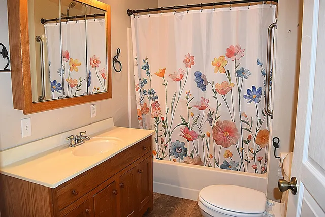 $330,000 | 48 Ashlin Court, Batesville, IN 47006