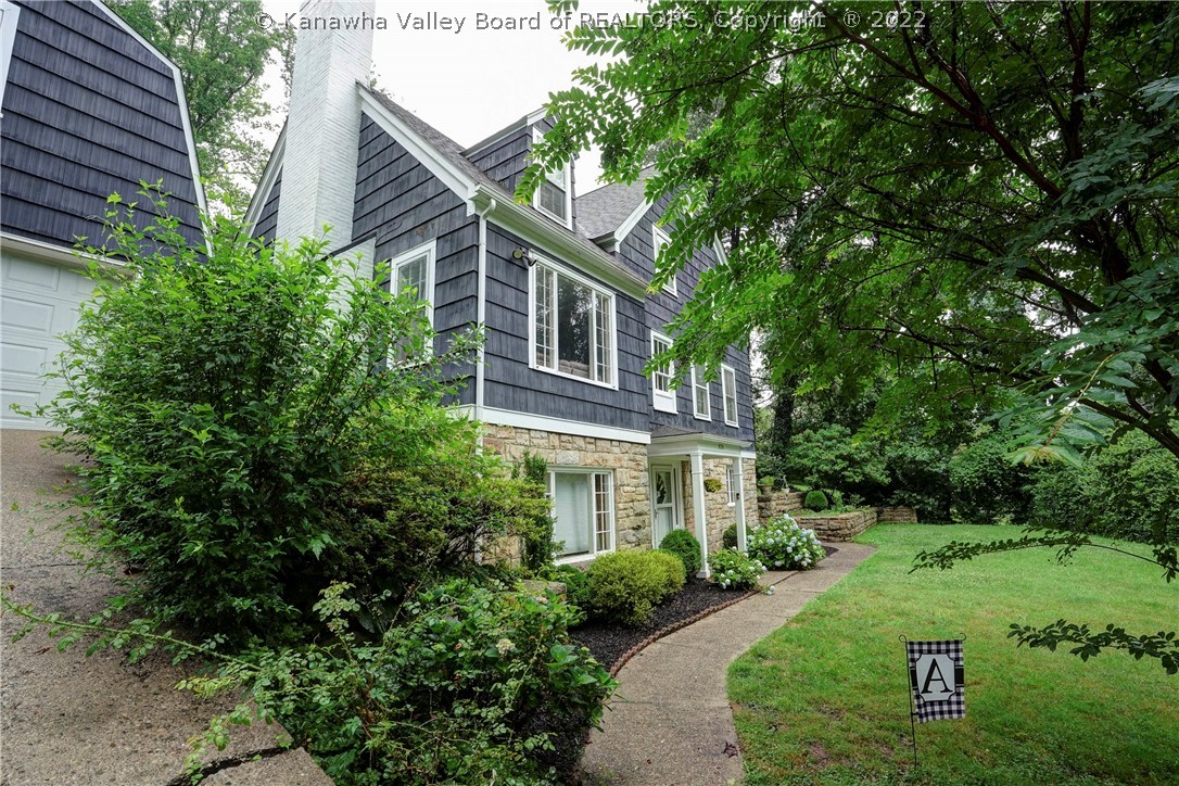 1026 Forest Road Charleston, WV 25314 - Photo 10 of 44 Gallery Image 10
