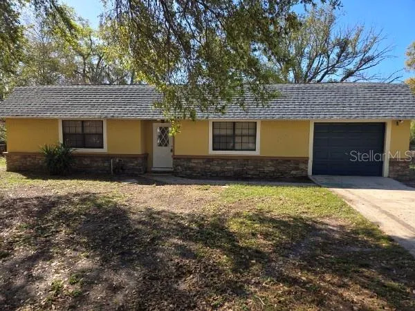 $1,700 | 503 Lewis Street, Fruitland Park, FL 34731