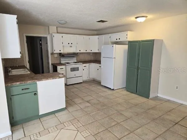 $1,700 | 503 Lewis Street, Fruitland Park, FL 34731