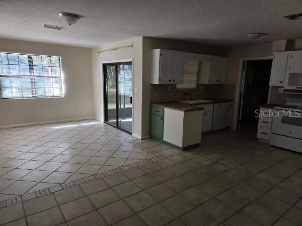 $1,700 | 503 Lewis Street, Fruitland Park, FL 34731