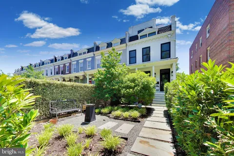 $789,000 | 715 K Street Northeast, Unit 1, Washington, DC 20002