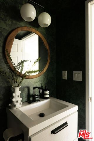 $2,200,000 | 7324 Woodrow Wilson Drive, Los Angeles, CA 90046