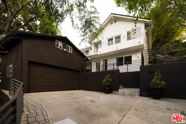 $2,200,000 | 7324 Woodrow Wilson Drive, Los Angeles, CA 90046