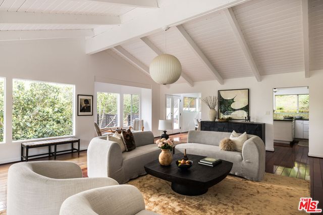 $2,200,000 | 7324 Woodrow Wilson Drive, Los Angeles, CA 90046