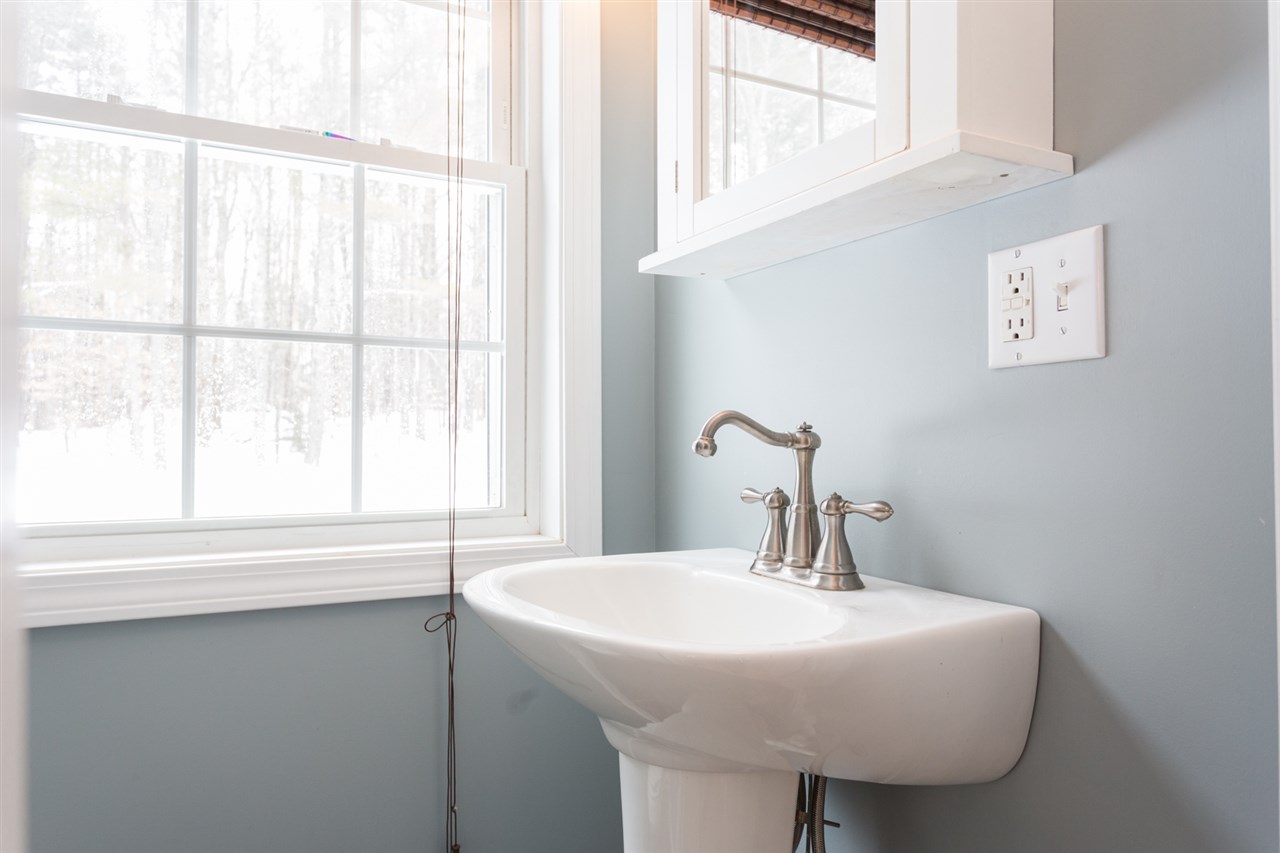 75 Piscassic Road Newfields, NH 03856 - Photo 21 of 40