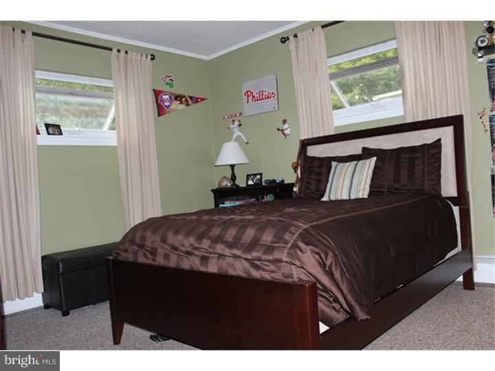 9 Gilpin Road Willow Grove, PA 19090 - Photo 11 of 24 Gallery Image 11