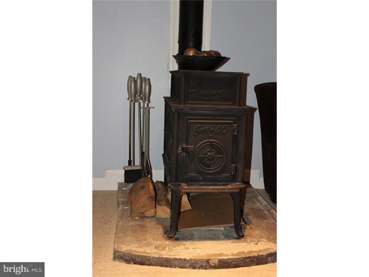 9 Gilpin Road Willow Grove, PA 19090 - Photo 15 of 24 Gallery Image 15