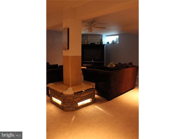 9 Gilpin Road Willow Grove, PA 19090 - Photo 18 of 24 Gallery Image 18