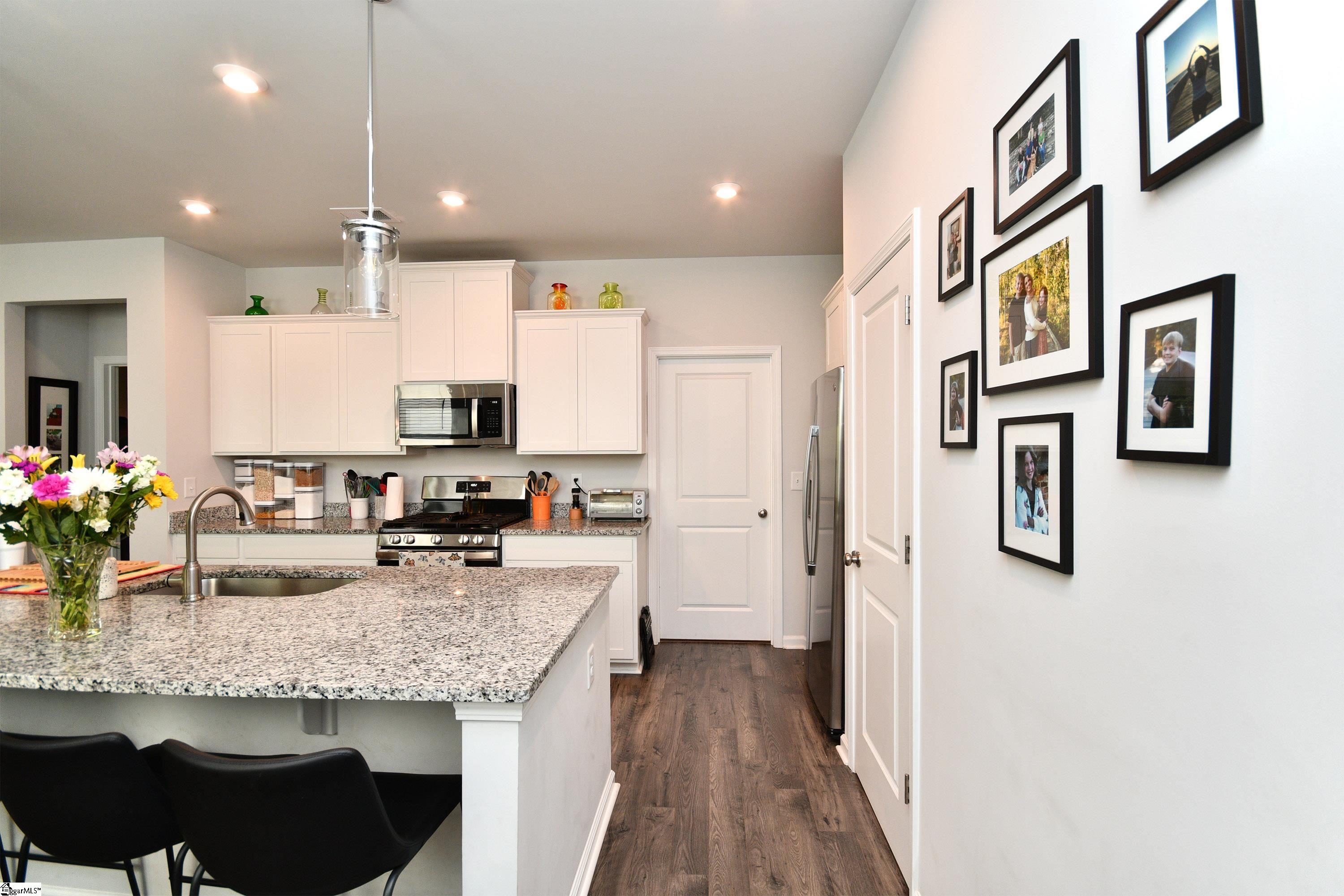 508 Poinsett Bridge Way Greenville, SC 29607 - Photo 9 of 39