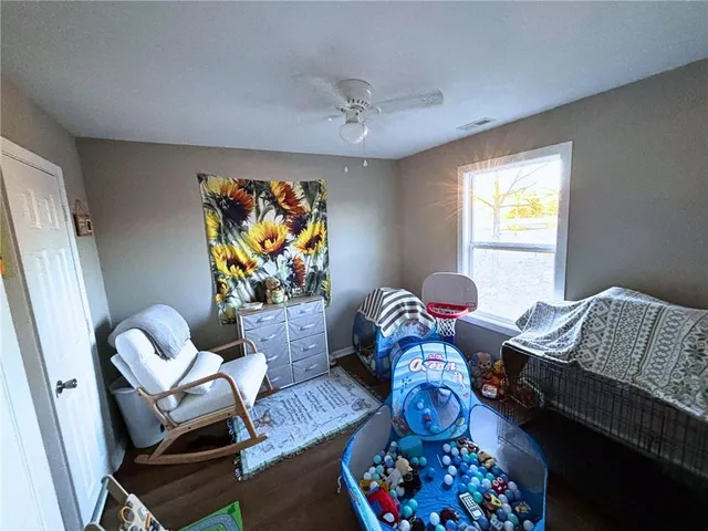 $370,000 | 709 South Holden Street, Warrensburg, MO 64093