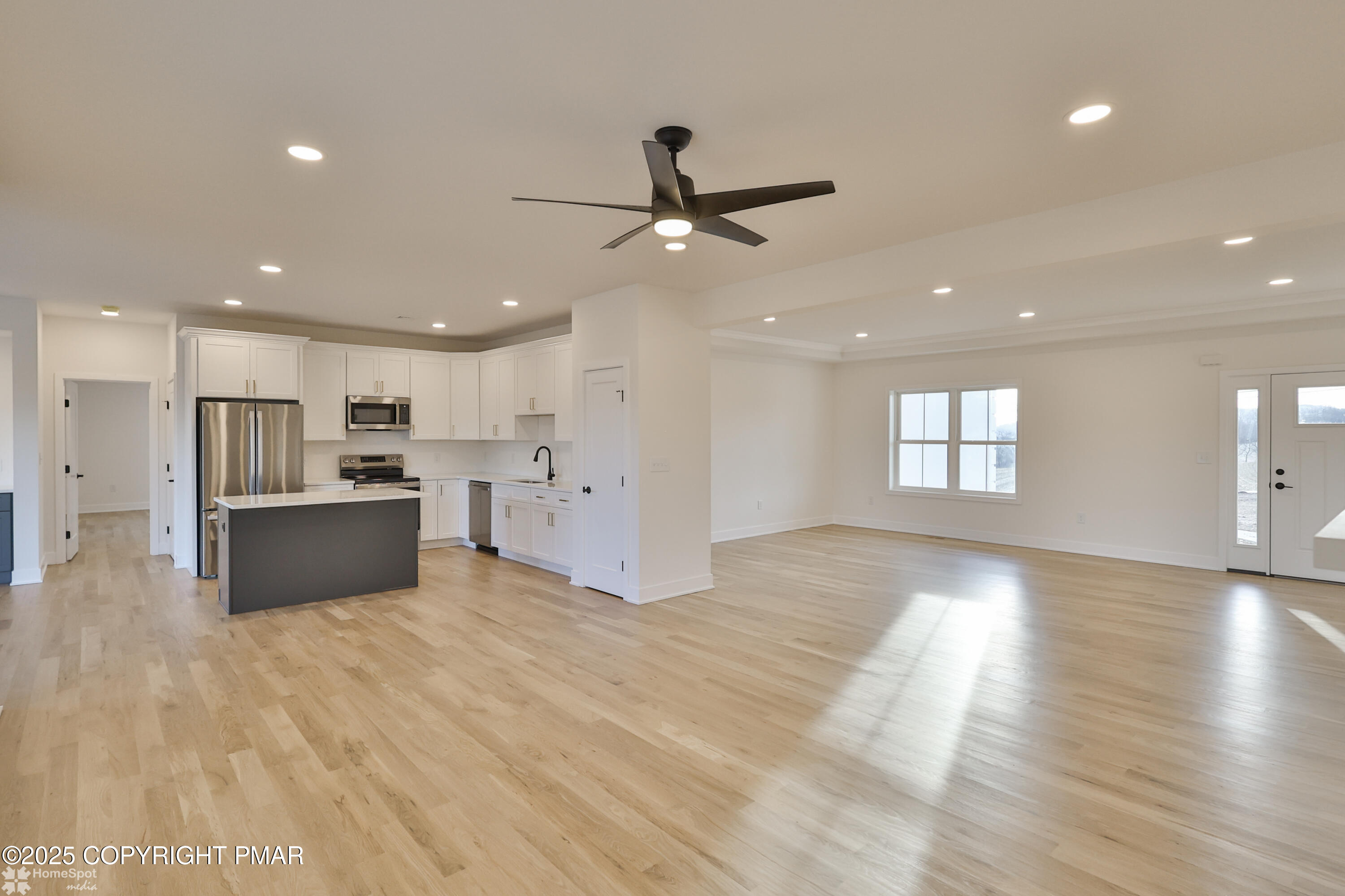 448 Long Lane Road Walnutport, PA 18088 - Photo 4 of 62 HSM (29 of 82)