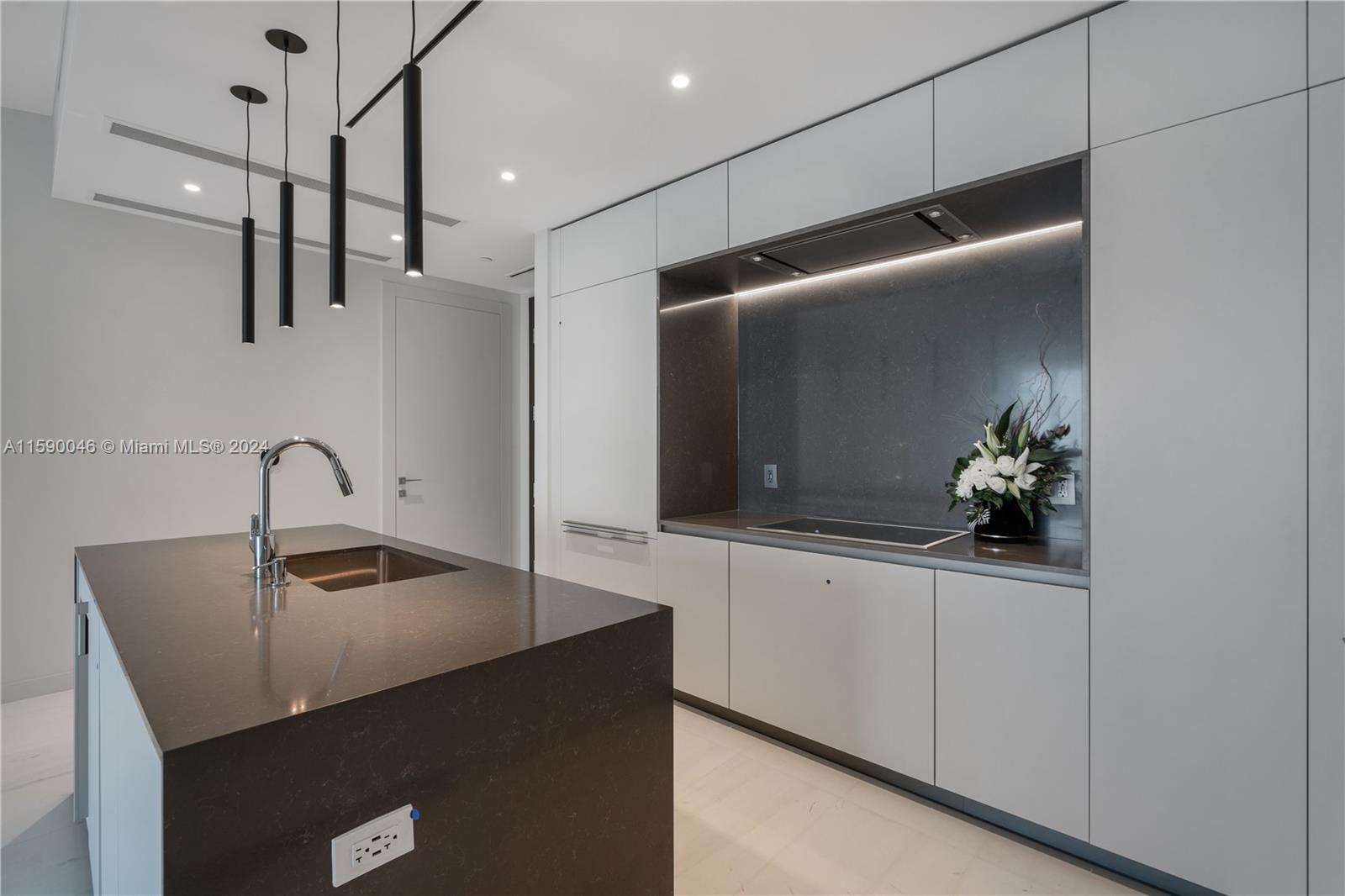 300 Biscayne Blvd Way, Unit 3105 Miami, FL 33131 - Photo 9 of 53