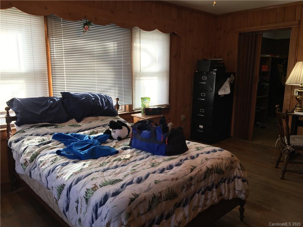 249 Jones Road Fletcher, NC 28732 - Photo 6 of 9 Gallery Image 6