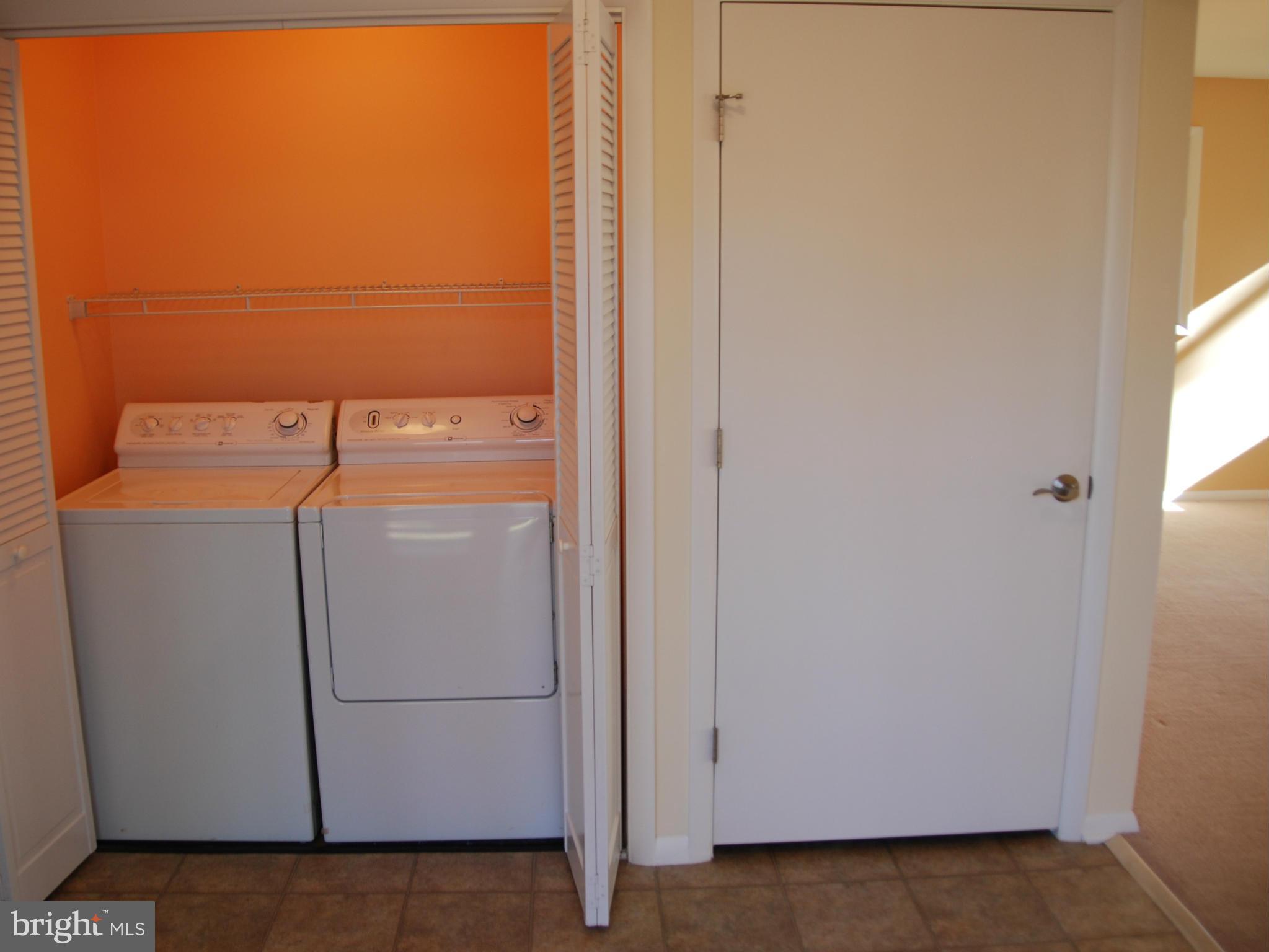 8112 Bullock Lane Springfield, VA 22151 - Photo 11 of 30 Laundry/Mud Room Main Level