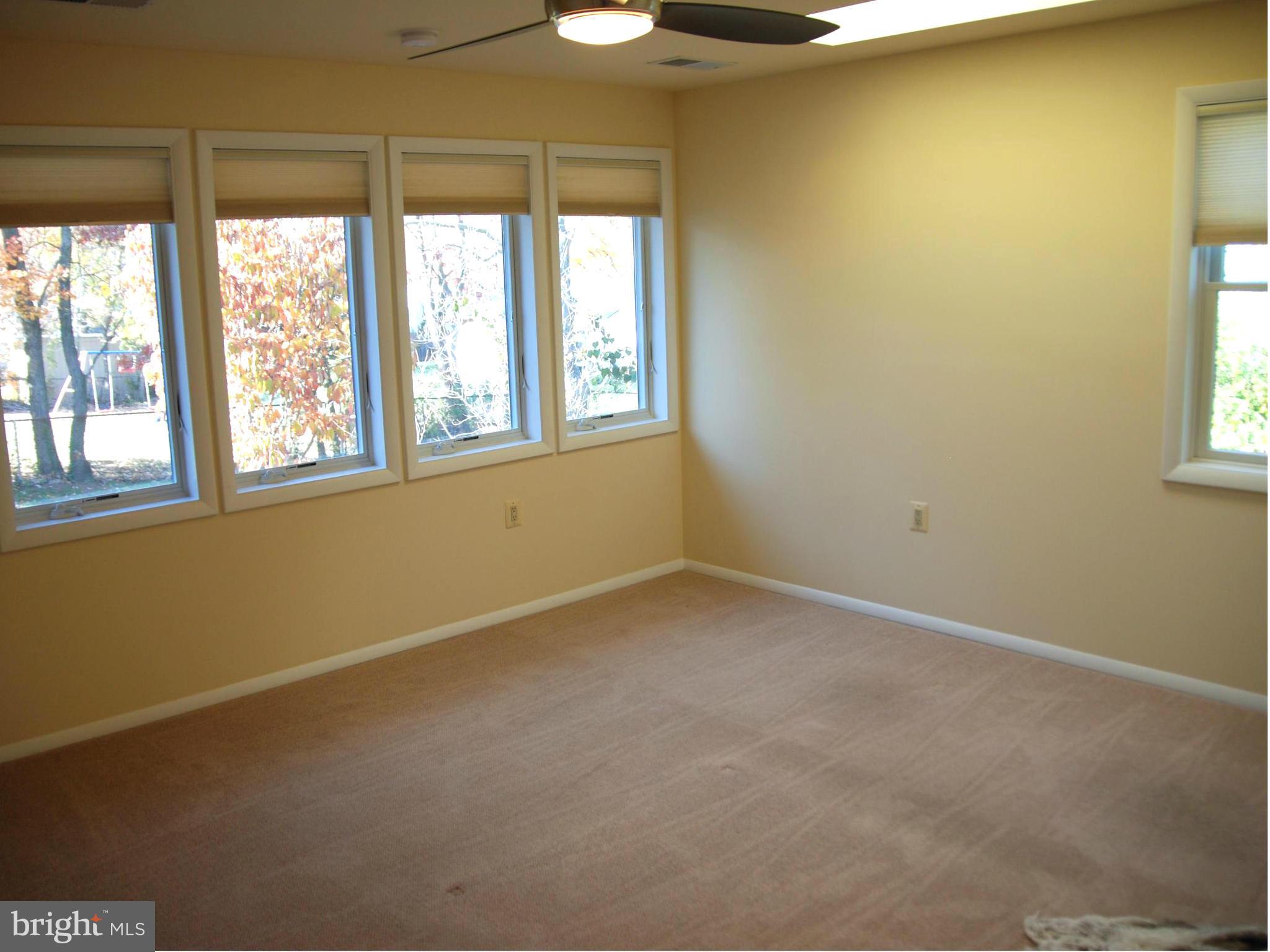 8112 Bullock Lane Springfield, VA 22151 - Photo 15 of 30 Main Level Lots of Light
