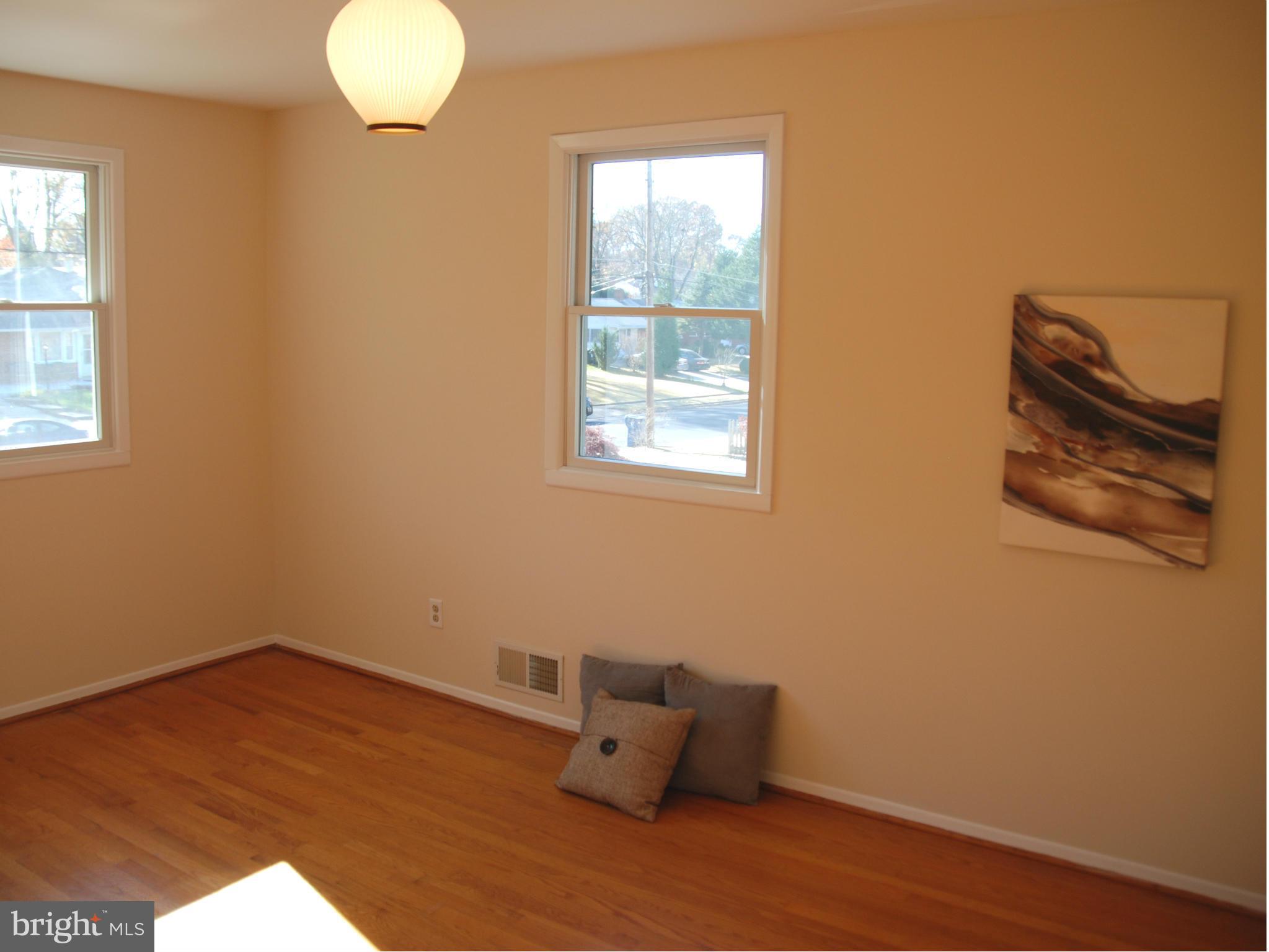 8112 Bullock Lane Springfield, VA 22151 - Photo 22 of 30 Upstairs Bedroom #2