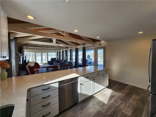 $749,900 | 224 Latonka Drive, Mercer, PA 16137