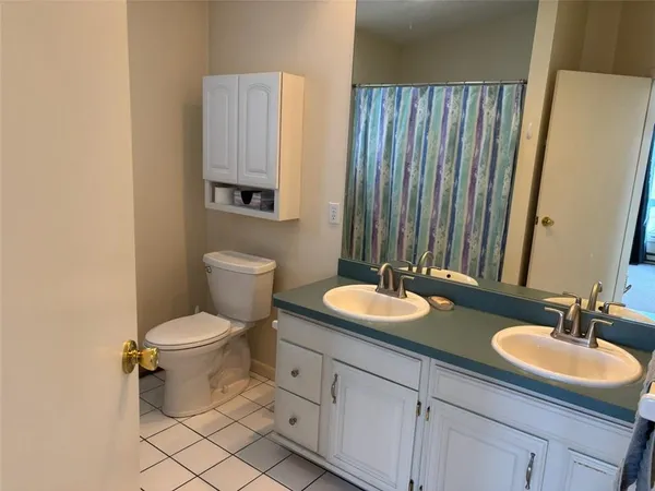 $749,900 | 224 Latonka Drive, Mercer, PA 16137