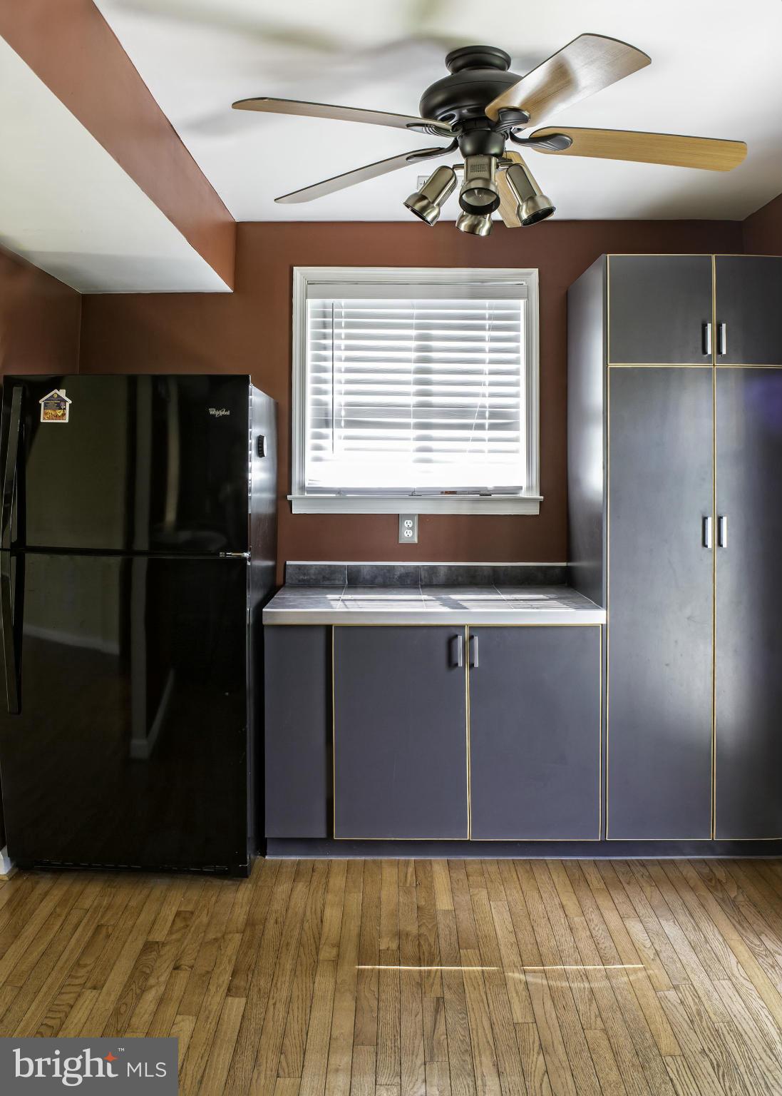 3426 Cornwall Road Baltimore, MD 21222 - Photo 6 of 16 Kitchen