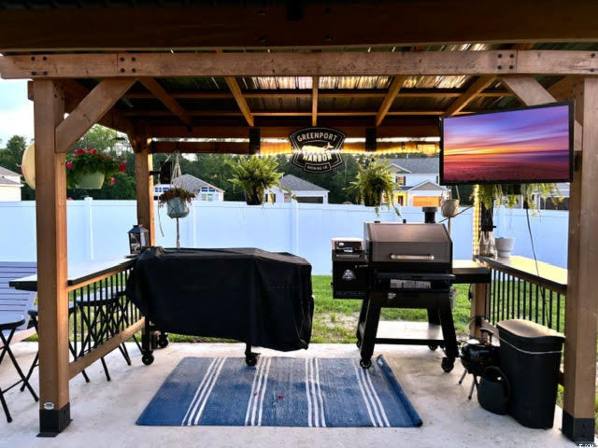 651 Choctaw Drive Conway, SC 29526 - Photo 29 of 37 View of patio with area for grilling