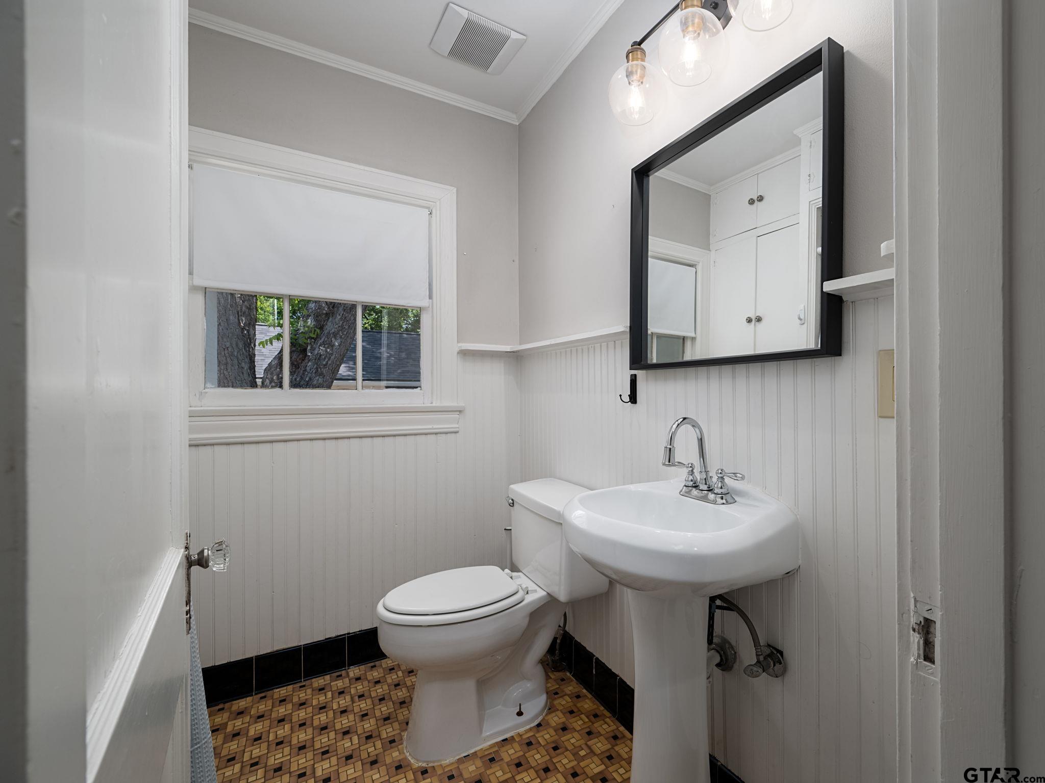323 West 3rd Street Tyler, TX 75701 - Photo 25 of 44