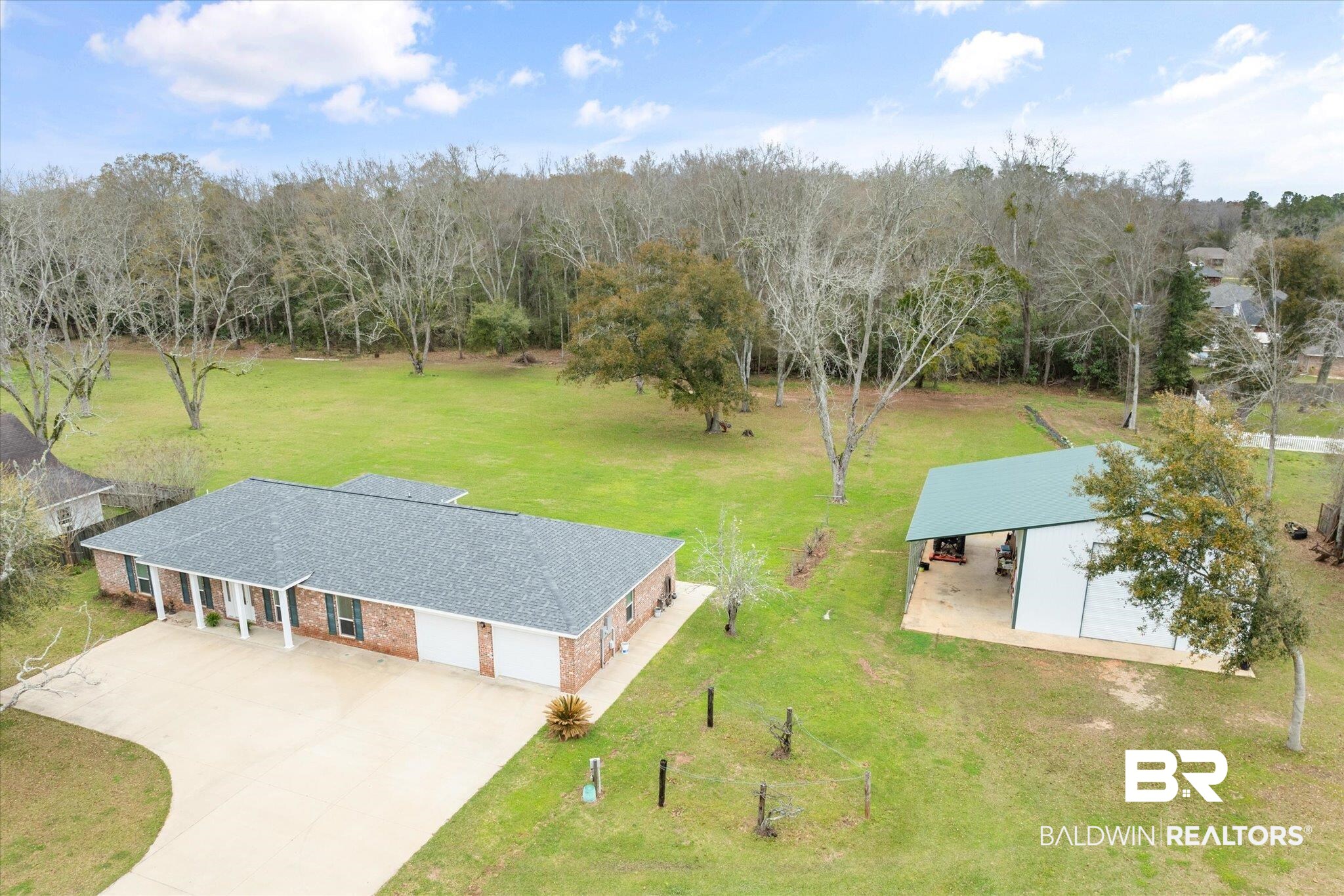 734 West Section Avenue Foley, AL 36535 - Photo 37 of 50 Drone / aerial view