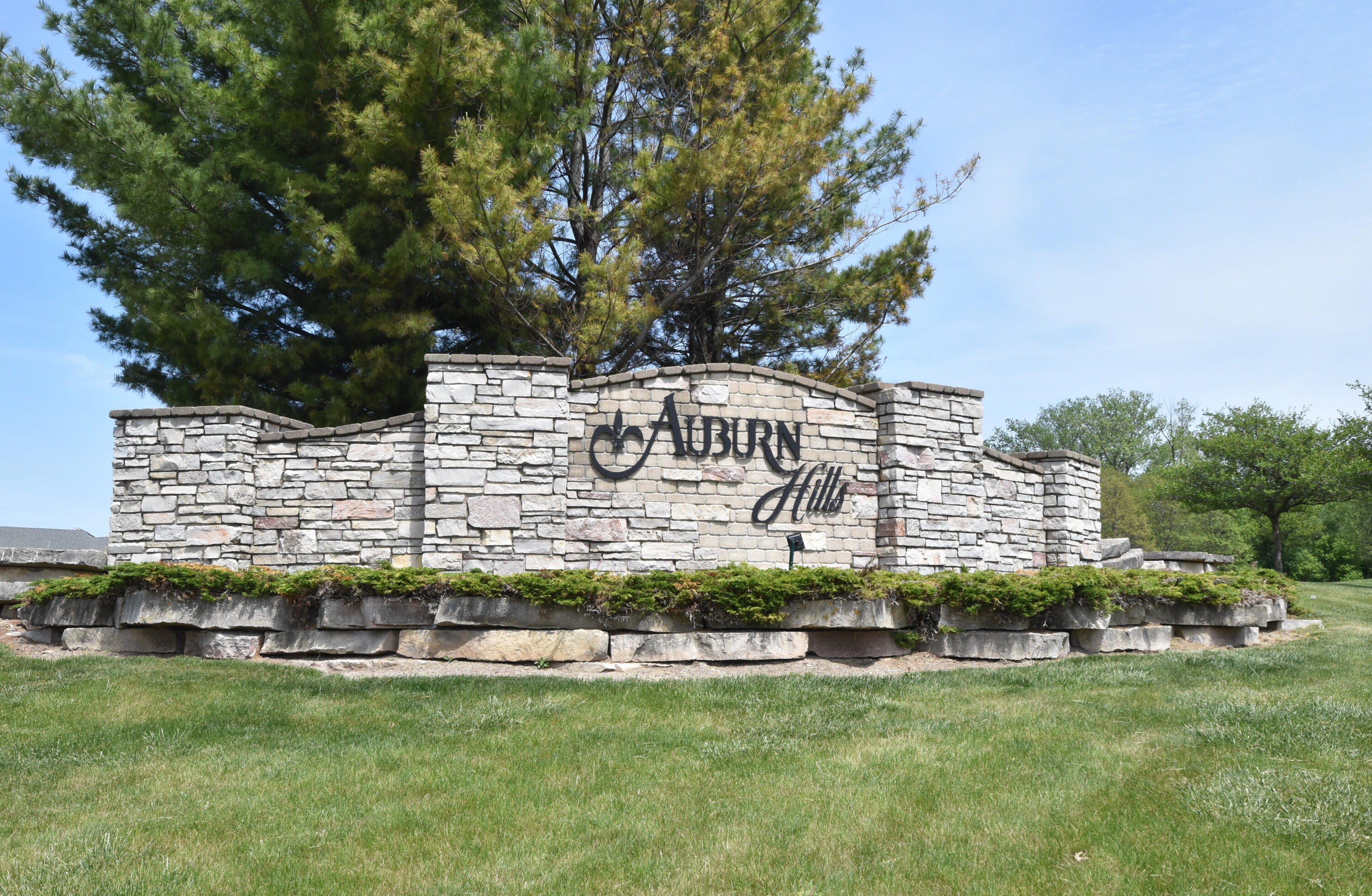 3326 Emmertsen Road Caledonia, WI 53406 - Photo 4 of 54 Auburn Hills
