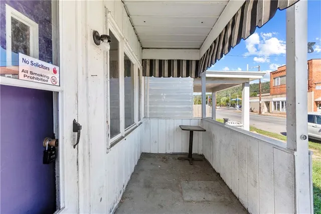a house view with a outdoor space