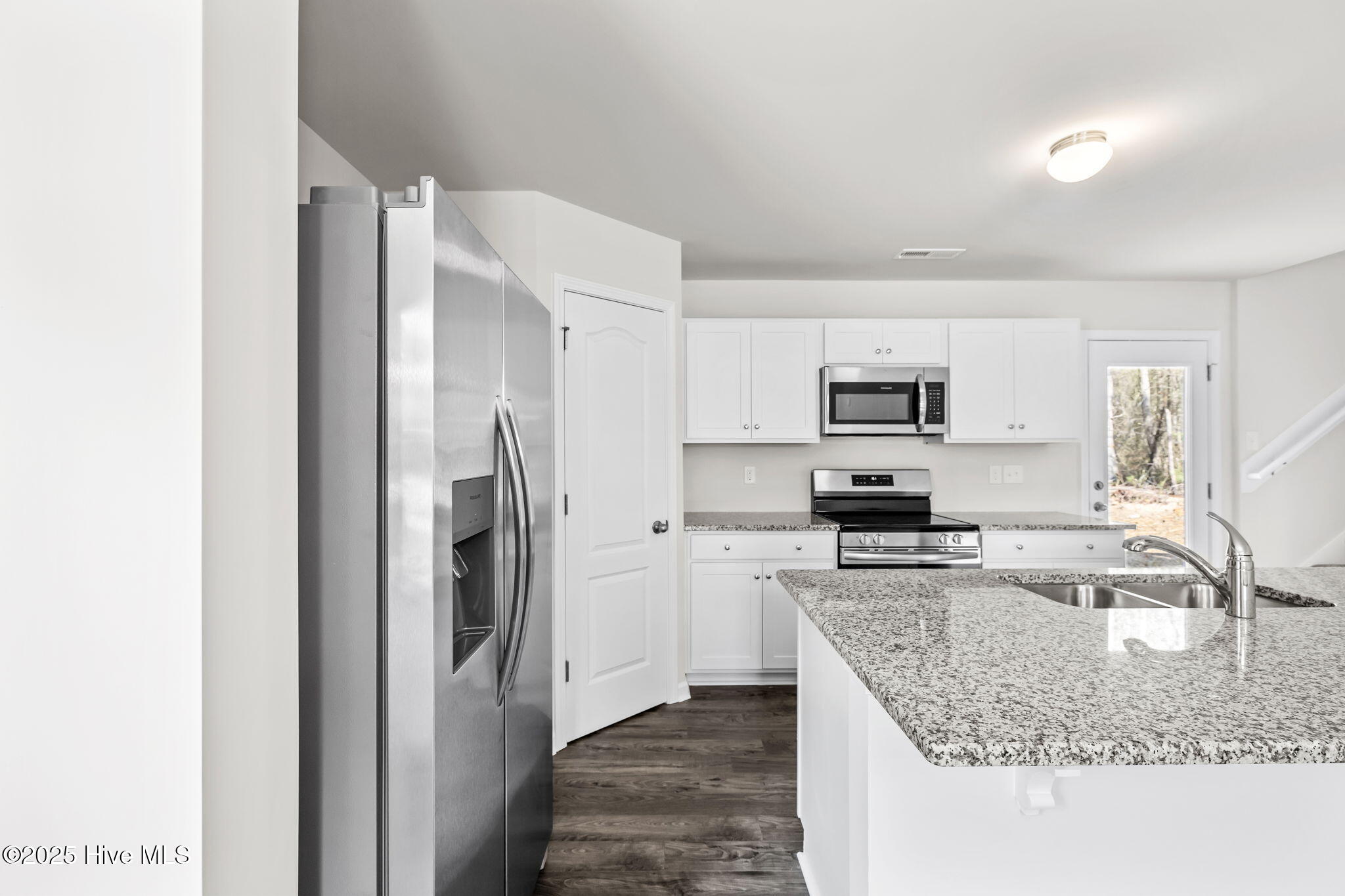 213 Fire Lane Vass, NC 28394 - Photo 5 of 31 Kitchen