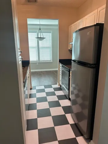 $2,400 | 1831 Chatelain Way, Mount Pleasant, SC 29464