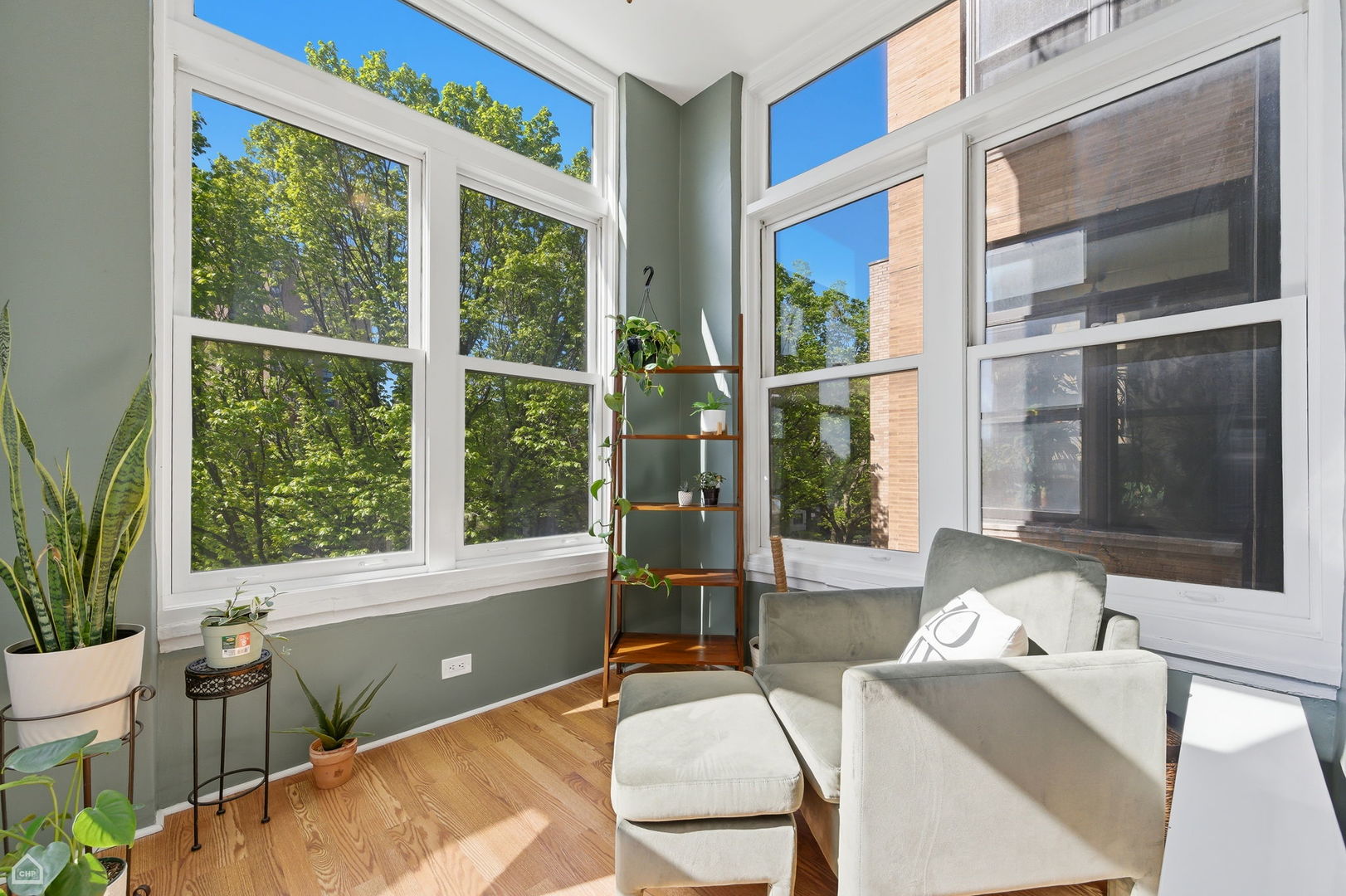 628 West Sheridan Road, Unit 3E Chicago, IL 60613 - Photo 5 of 22 Gallery Image 5